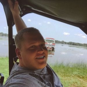 Meet your Posher, Tj